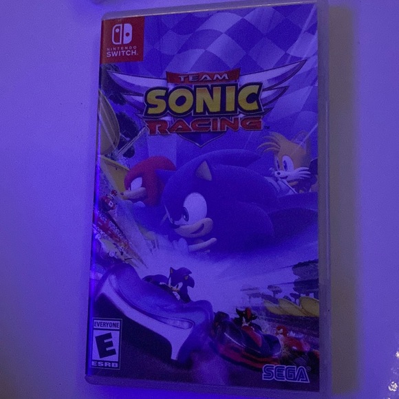 Team Sonic Racing - Picture 1 of 2